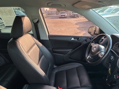 2013 Volkswagen Tiguan SE 4Motion