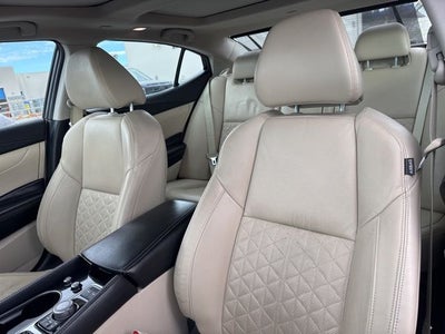 2017 Nissan Maxima Platinum