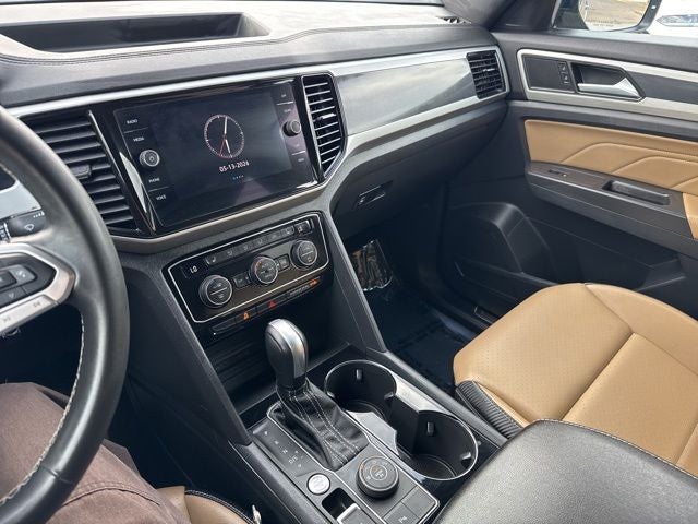 2022 Volkswagen Atlas Cross Sport 3.6L V6 SE w/Technology