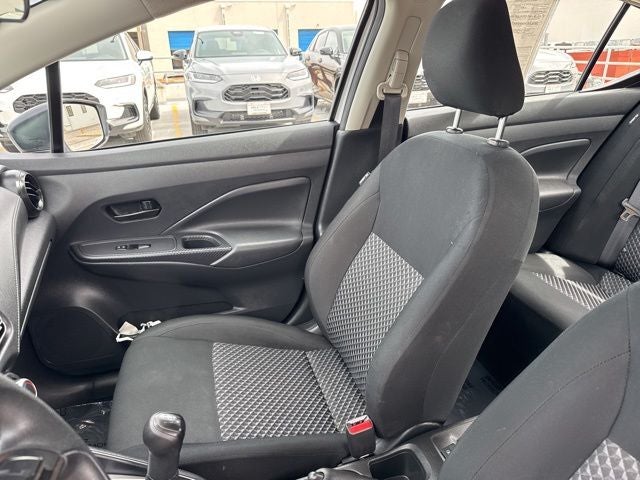 2024 Nissan Versa 1.6 S