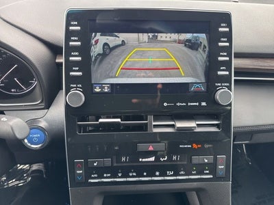 2022 Toyota Avalon Hybrid XLE Plus