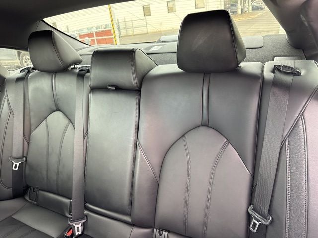 2022 Toyota Avalon Hybrid XLE Plus