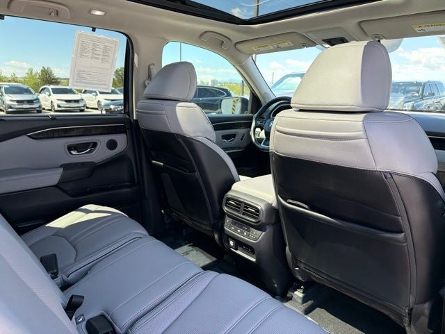 2025 Honda Pilot Elite