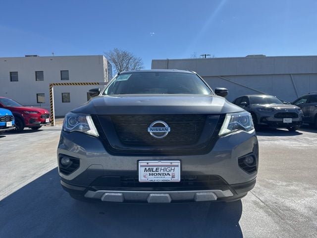 2020 Nissan Pathfinder SV