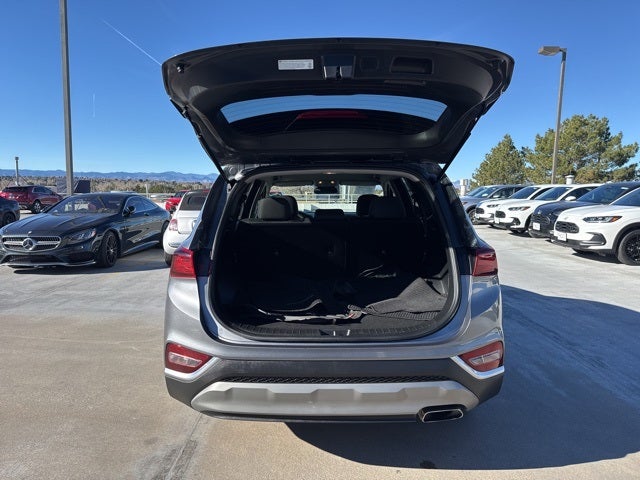 2019 Hyundai Santa Fe SE
