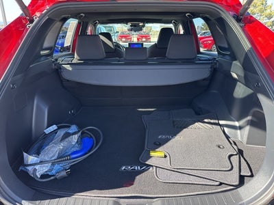 2024 Toyota RAV4 Prime SE