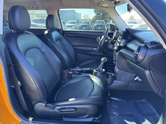 2016 MINI Cooper Base