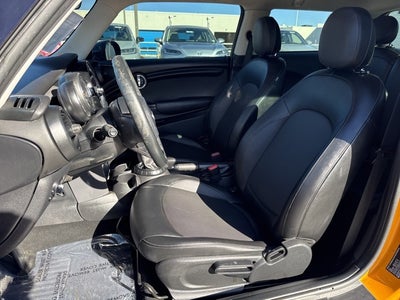 2016 MINI Cooper Base